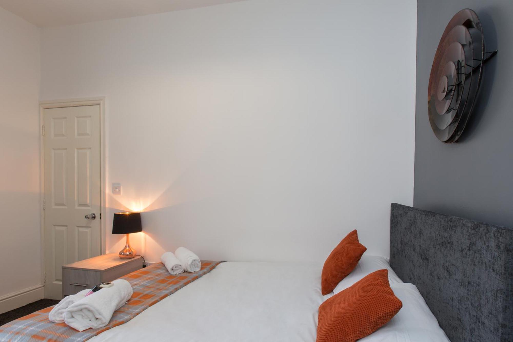 Townhouse @ Corporation Street Stoke Bed & Breakfast Bilik gambar